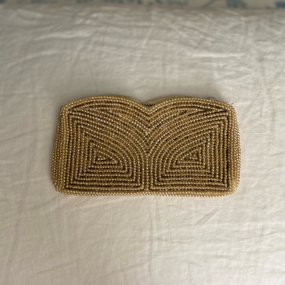 Vintage Cream Beaded Clutch